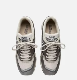 Baskets 1500 Grey