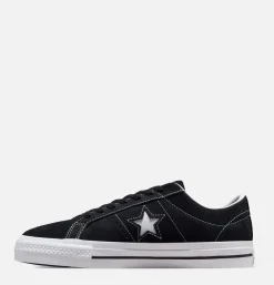 Baskets One Star Black
