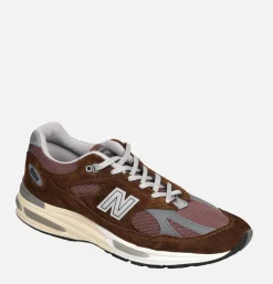 Baskets 991 V2 Marron