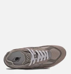 Baskets 990 V2 SGrey