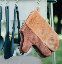 Camper's Mittens
