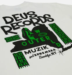 Outerworld Tee Vintage White
